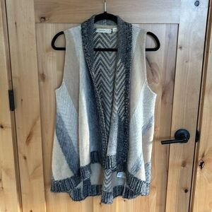 Flowy sweater vest.